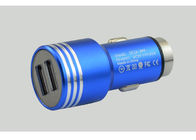 Blauer Doppelusb-port einziehbares Iphone-Auto-Ladegerät 5V 3100mA mit metallischem Shell