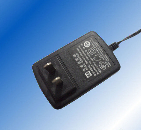 Wallmount Stecker EN60065 US/EU/des AU Wechselstrom-Stromadapter 12V 2.5A 30W UL/CER/GS/FCC/SAA